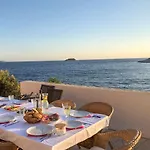 Tranquillo * Vela Luka