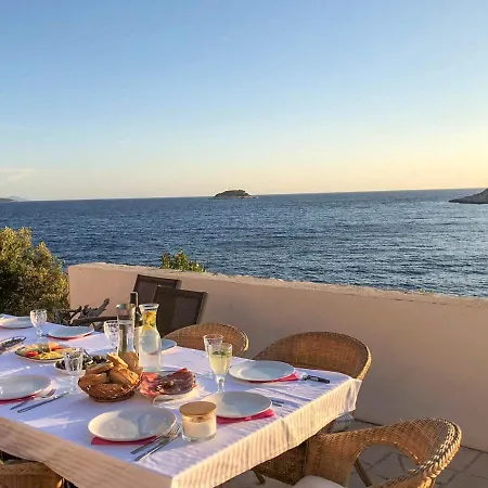 Tranquillo * Vela Luka