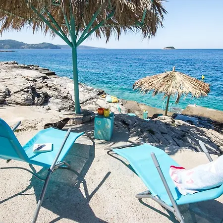 Tranquillo * Vela Luka