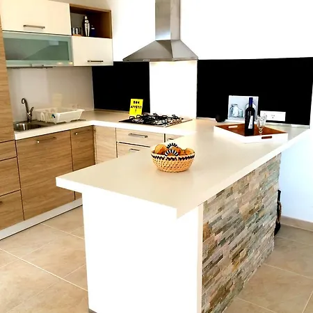 Tranquillo Vela Luka