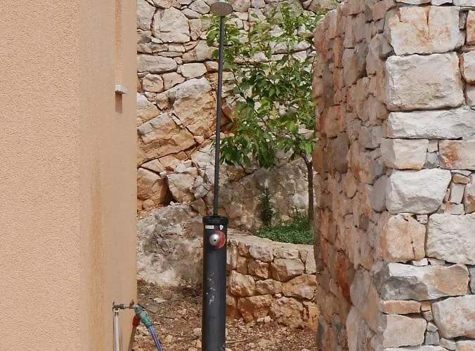 Tranquillo 公寓 尼亚卢卡