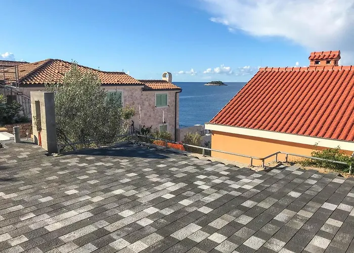 Tranquillo 公寓 尼亚卢卡